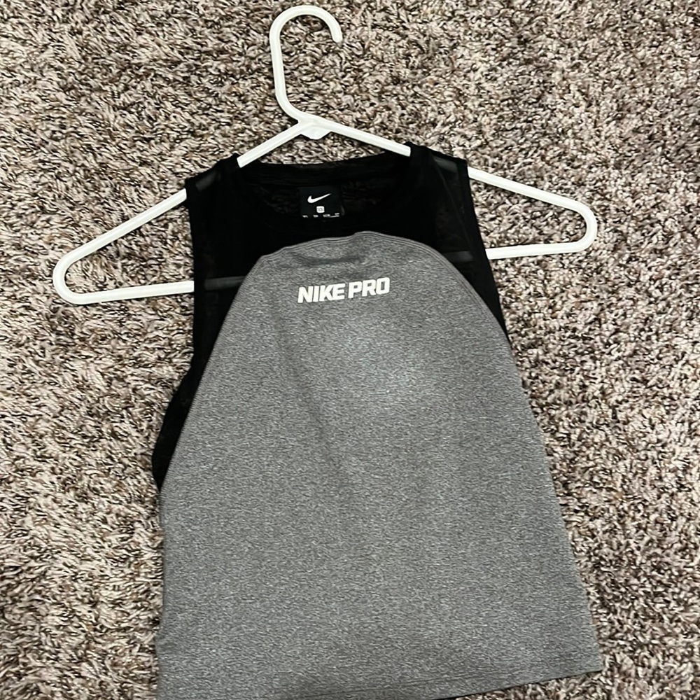 nike crop tank (mesh back)